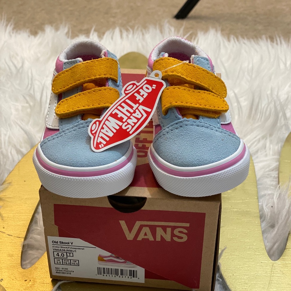 Vans “old Sokol V”